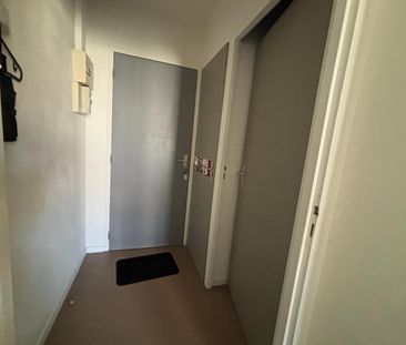 Location Appartement 1 pièce 21m² VALENCE 26000 - Photo 2
