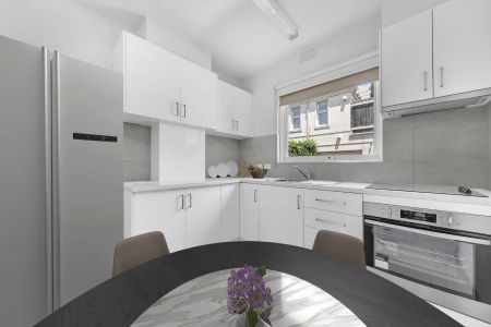 Great Location! - Photo 4