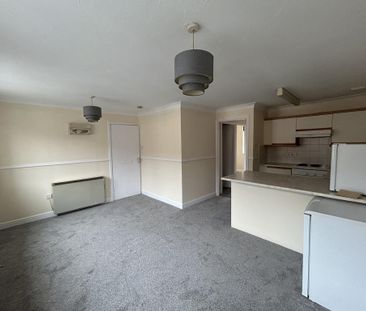 2 bedroom semi-detached house to rent - Photo 2