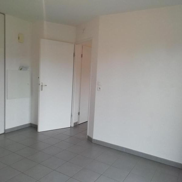 Location Appartement 2 pièces 39m² NOEUX LES MINES 62290 - Photo 1