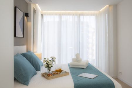 Moderna vivienda de un dormitorio en alquiler - Photo 3