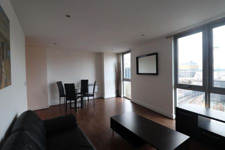 2 bedroom apartment to rent - Photo 2