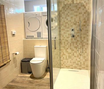 WINTER RENTAL. Spacious renovated villa with pool and 5 bedrooms fo... - Photo 6