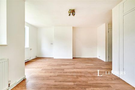 1 bedroom flat to rent - Photo 3