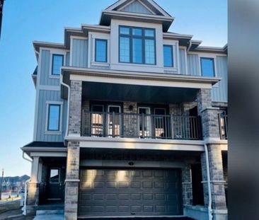 For Lease - 3 BANK SWALLOW Crescent, Kitchener, Ontario - Photo 2