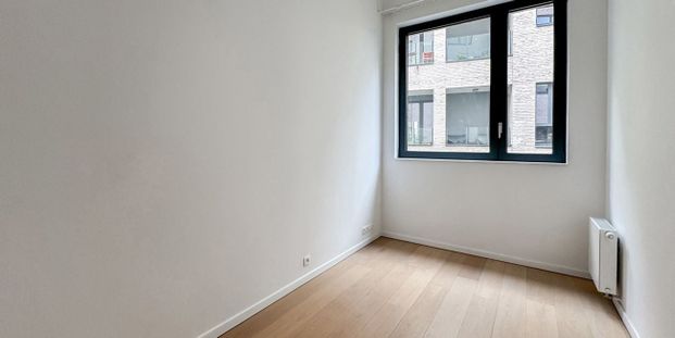 Appartement te huur in Elsene voor € 1.700 met 2 slaapkamers - Photo 1