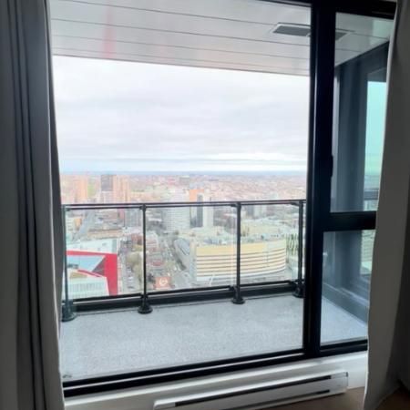 New 38th-floor Lease Transfer in Downtown Montreal - Photo 3