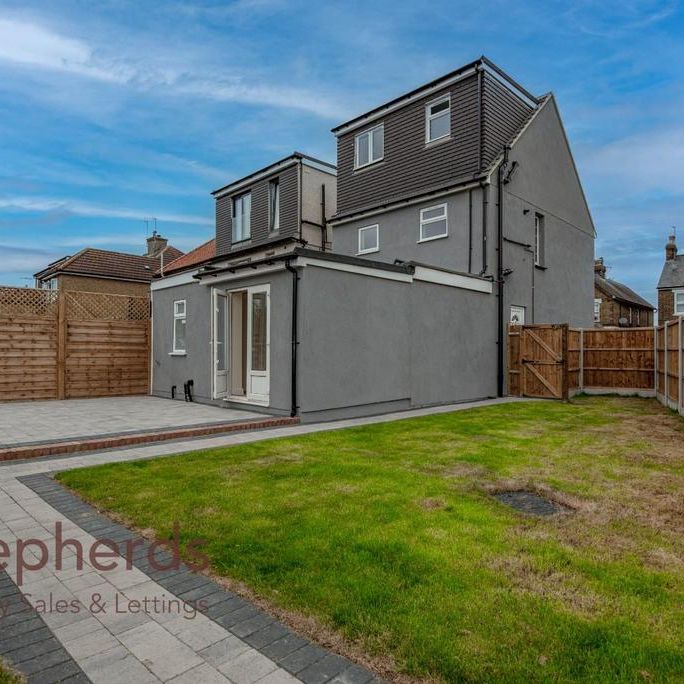 4 bedroom detached house to rent - Photo 1
