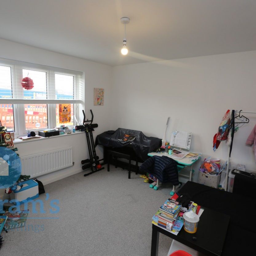Rose Way, Edwalton - Photo 1