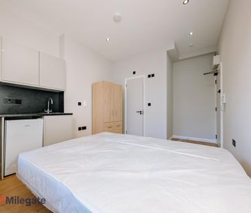 Studio to rent - Photo 2