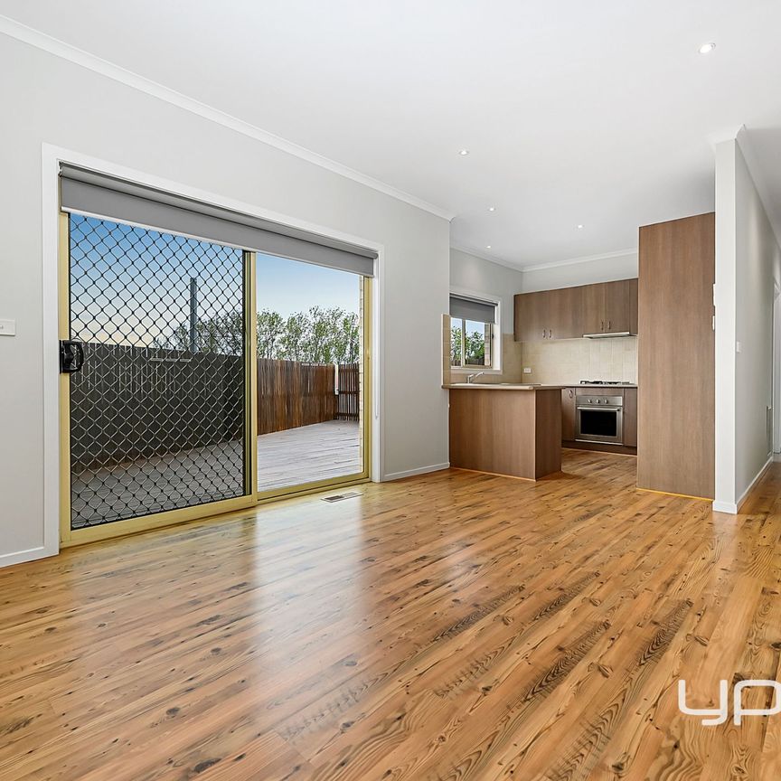 PICTURE PERFECT HOME IN A PICTURE PERFECT LOCATION - Photo 1