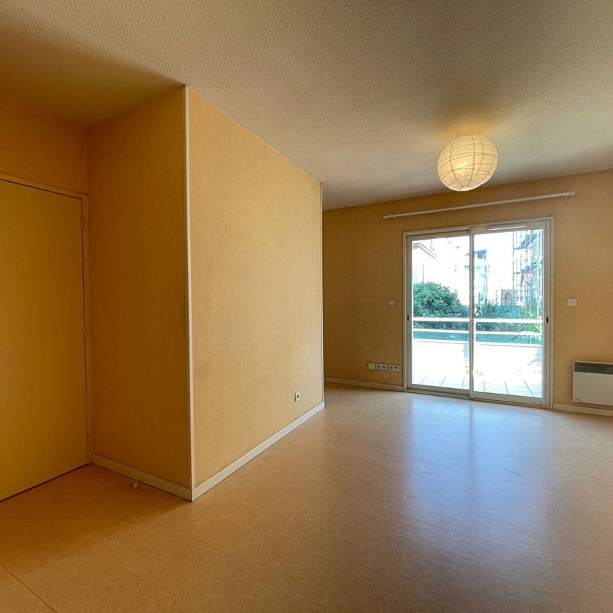 APT T1BIS AVEC BALCON - ALBI FAC - Photo 1