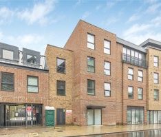 Trevelyan Road, London, SW17 - Photo 5