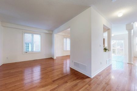 For Lease - 131 Aikenhead Avenue, Richmond Hill, Ontario - Photo 5