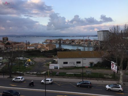 Location Appartement 2 pièces 42m² SETE 34200 - Photo 5