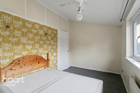 3 bedroom detached house to rent - Photo 4