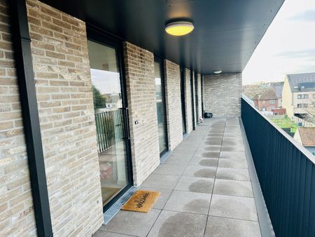 Nieuwbouwappartement met twee slaapkamers - Energiezuinig & Centraal gelegen in Maasmechelen! - Photo 4