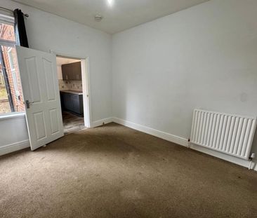 Linden Road, Smethwick, West Midlands - Photo 6