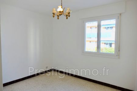 Golf Juan location maison de ville 5p 114m2 sur 2 étages avec - Photo 4