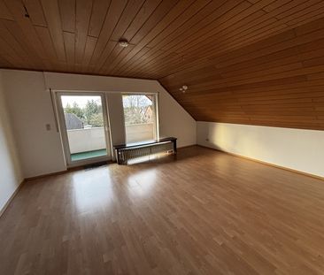 Charmante Dachgeschosswohnung mit sonniger Loggia und idealer Nähe ... - Photo 4