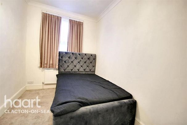 2 bedroom end of terrace house to rent - Photo 1