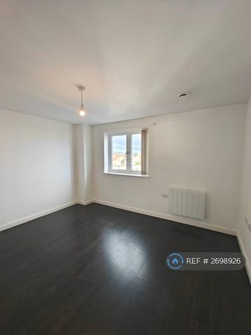 1 bedroom flat to rent - Photo 5