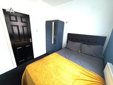 Grosvenor Road, Liverpool - Photo 2