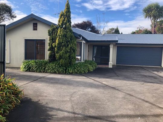 Tidy home in quiet Cul de sac. (3 bedrooms) - Photo 1
