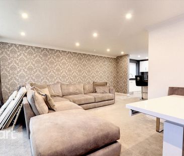 2 bedroom apartment to rent - Photo 3