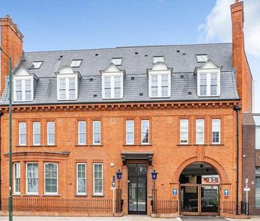 Finchley Road, London, NW11 - Photo 1