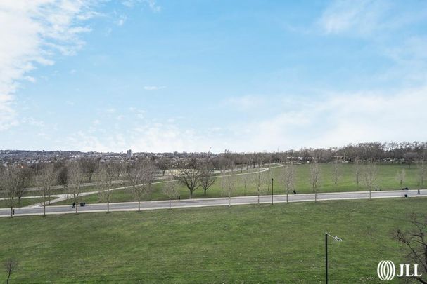 3 bedroom apartment to rent - Photo 1