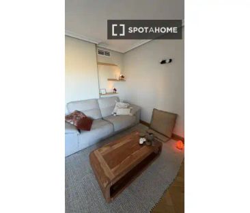 Piso de alquiler en Las Águilas - Foto 1