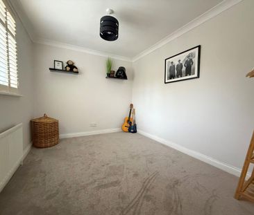 4 bedroom terraced house to rent - Photo 5