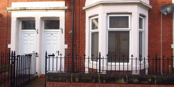 2 bedroom flat to rent - Photo 3