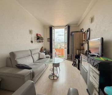 Location Appartement 1 pièce Meublé 27m² CANNES 06400 - Photo 2