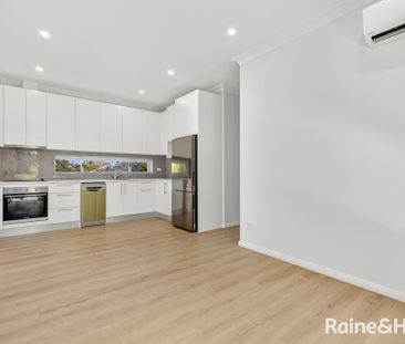 5a Deakin Street, Forestville NSW 2087 - House For Rent | Domain - Photo 1