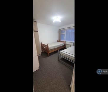 3 bedroom end of terrace house to rent - Photo 6