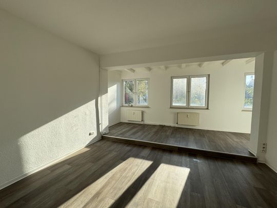 Ihr neues Zuhause: Gemütliche 2-Raum-Wohnung mit Balkon! - Photo 1