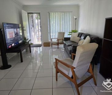 Beautiful Home with NO water bill! - Photo 1