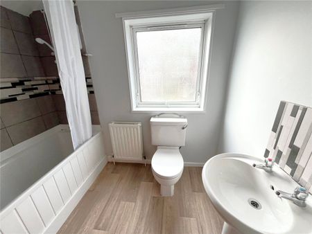 Little Hallam Lane, Ilkeston, Derbyshire, DE7 - Photo 5