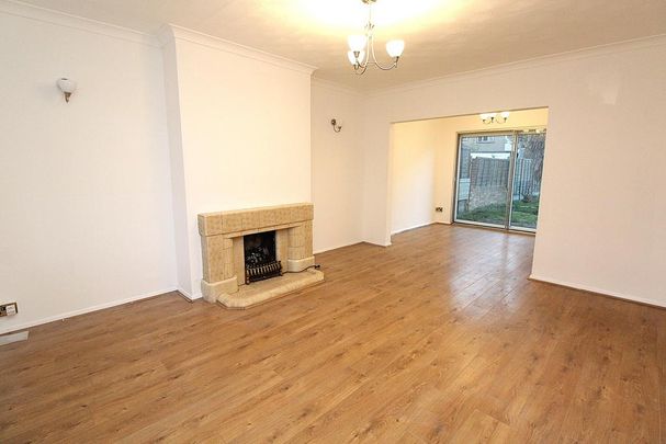 3 bedroom semi-detached house to rent - Photo 1