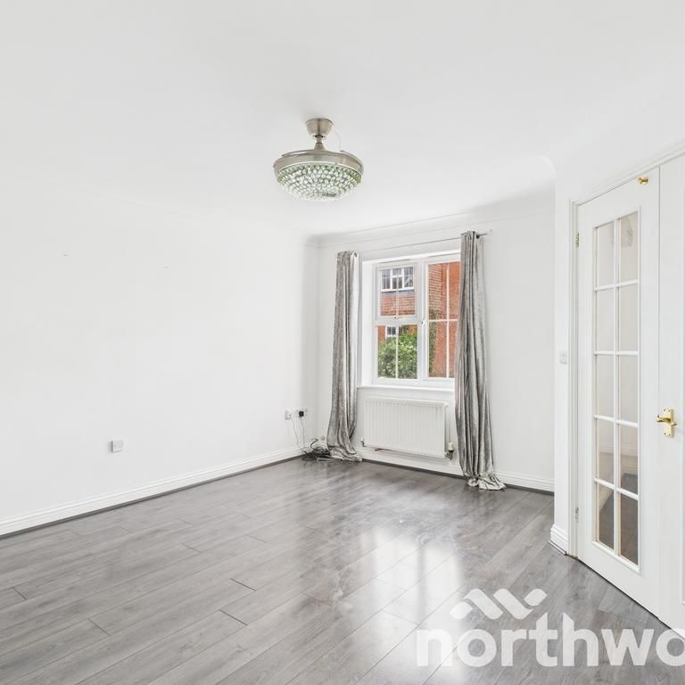 3 bedroom detached house to rent - Photo 1