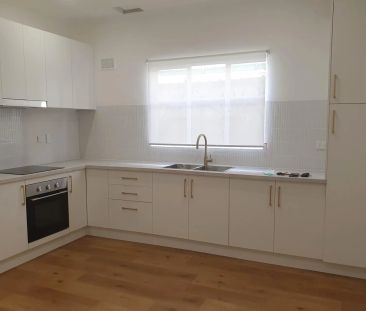 Newly Renovated 3-Bedroom Home for Rent in Seaton - Photo 5