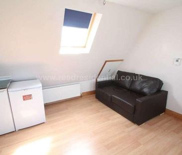 Crowborough Road, Southend On Sea, SS2 - Photo 4