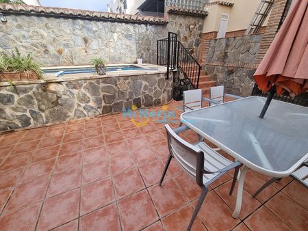 3 BEDROOM SEMI-DETACHED VILLA WITH TERRACES AND PRIVATE POOL - NERJA - Photo 2