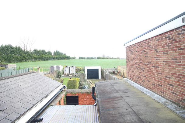 16 Green Hill, Lambeg BT27 5SN - Photo 1
