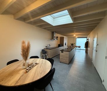 Prachtig gerenoveerde woning met 3 slaapkamers te Geluwe - Photo 3