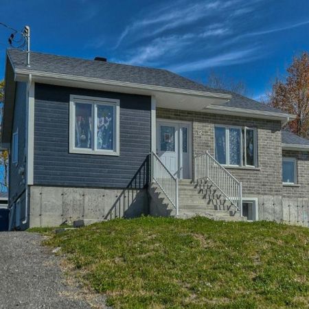 6 1/2 à louer à Brownsburg-Chatham - Photo 4