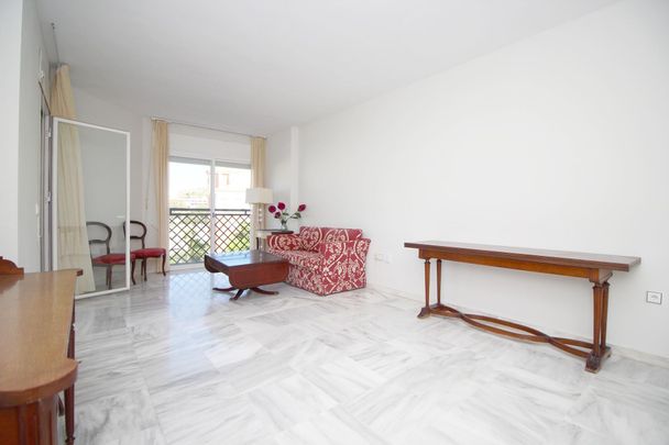 Piso de alquiler en Federico Fellini, 36, Parque Clavero - Photo 1