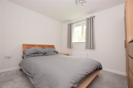 34, Lilac Court, Leeds, West Yorkshire, LS14 6GQ - Photo 2